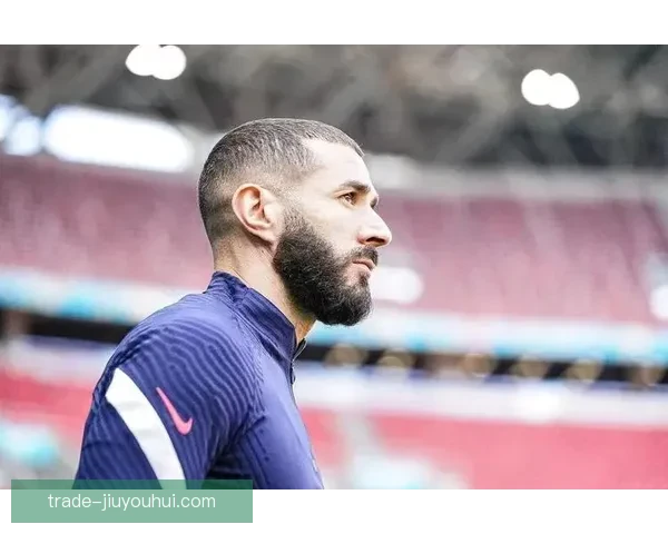 本泽马屡次缺席训练吉达联合外援状态堪忧是否影响球队表现